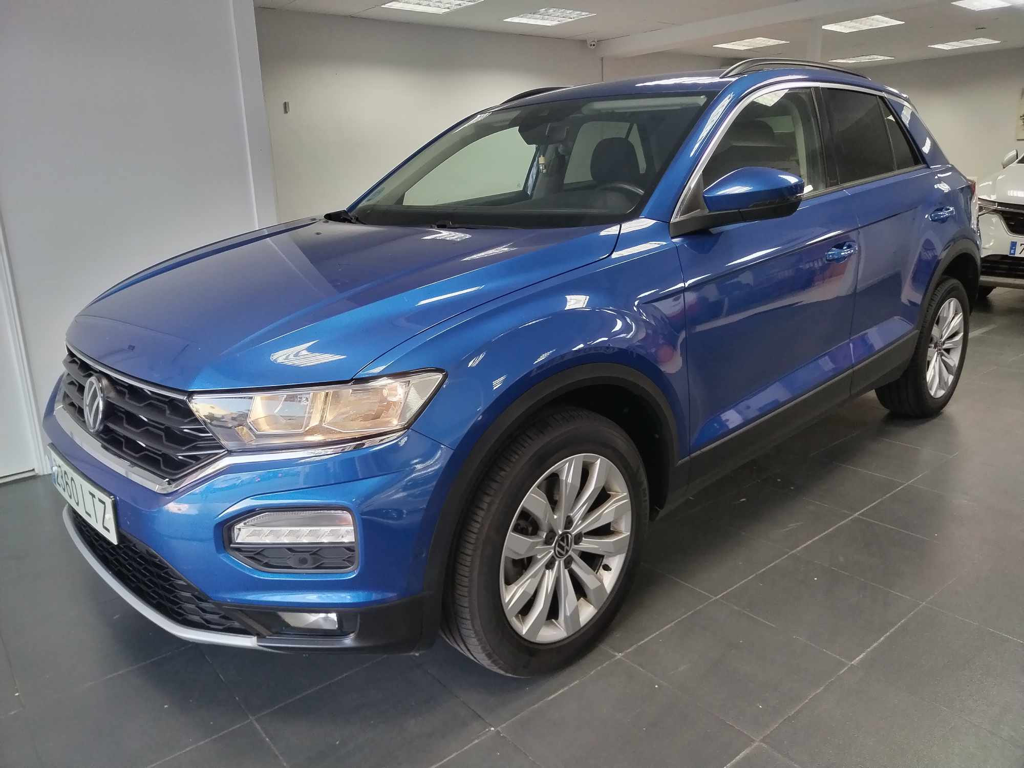 VOLKSWAGEN T-Roc 2021 diésel en venta en Jerez de la Frontera